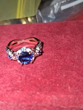 Source Unknown Silver Ring with Deep Blue Center and Blue Accents